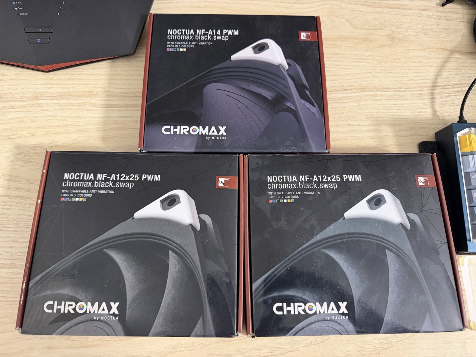 Noctua NF-A12x25 PWM chromax 120mm & NF-A14 140mm Case Fan – Lot of 3 – Black