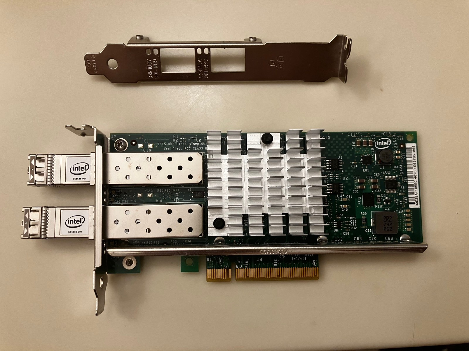 Intel X520-SR2 10Gb 10Gbe 10 Gigabit Network Adapter 2 Port E10G42BFSR RETAIL