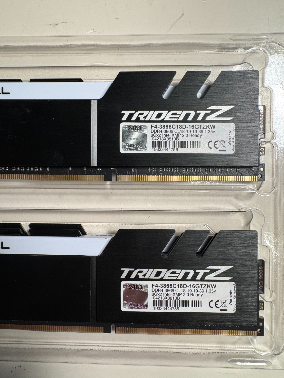 G.Skill TridentZ DDR4 RAM (XMP) 16GB (2X8Gb) F4-3866C18D 16GTZKW CL 18-19-19-39