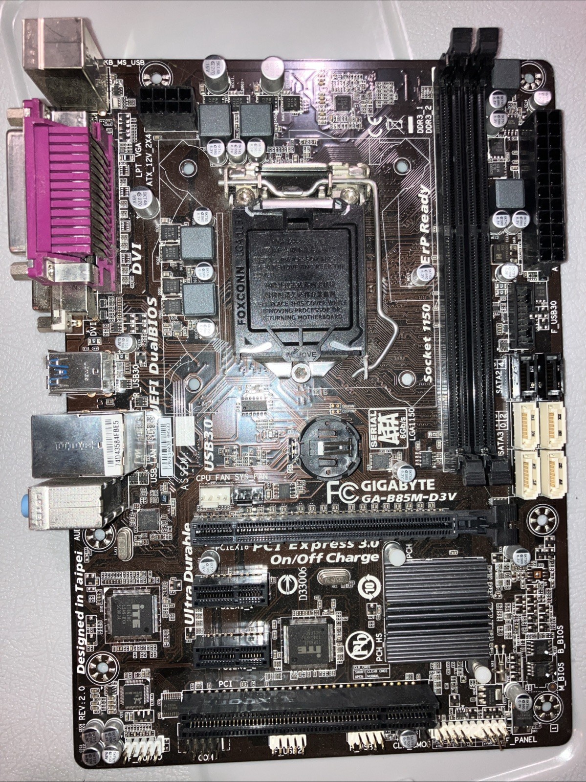 Gigabyte GA-B85M-D3V-A LGA1150 DDR3 DVI VGA Motherboard TESTED (NO I/O SHIELD)