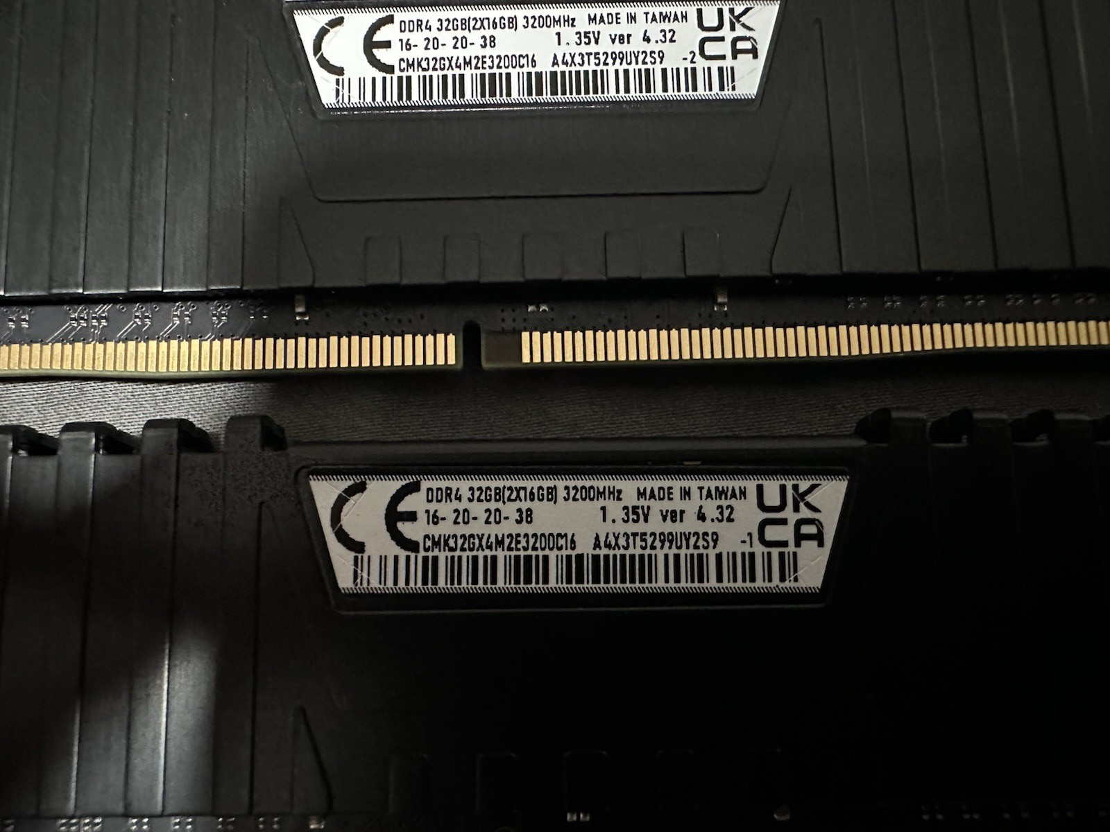 Corsair Vengeance LPX 32GB (2x16GB) DDR4-3200 DIMM Non-ECC CMK32GX4M2B
