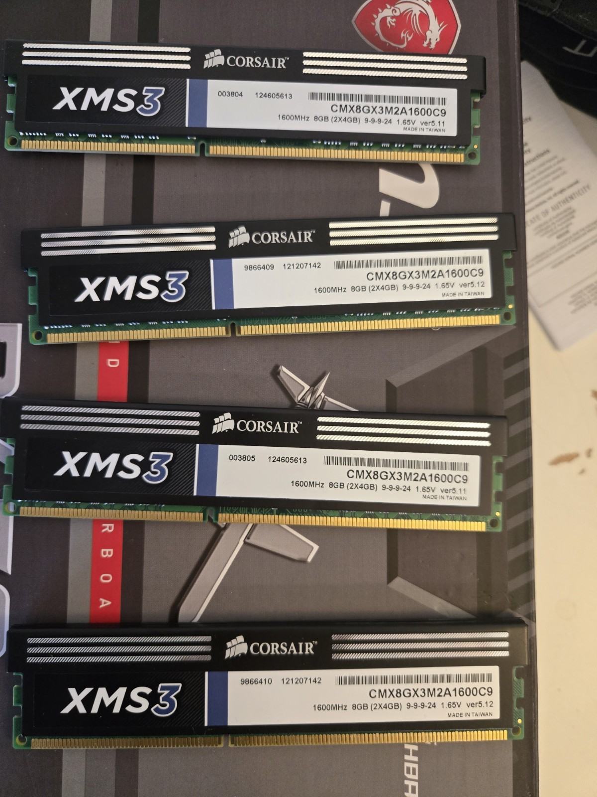 Corsair XMS3 16gB (4x4GB) DDR3-1600 PC3-12800 Non-ECC 240-Pin CMX8GX3M2A1600C9
