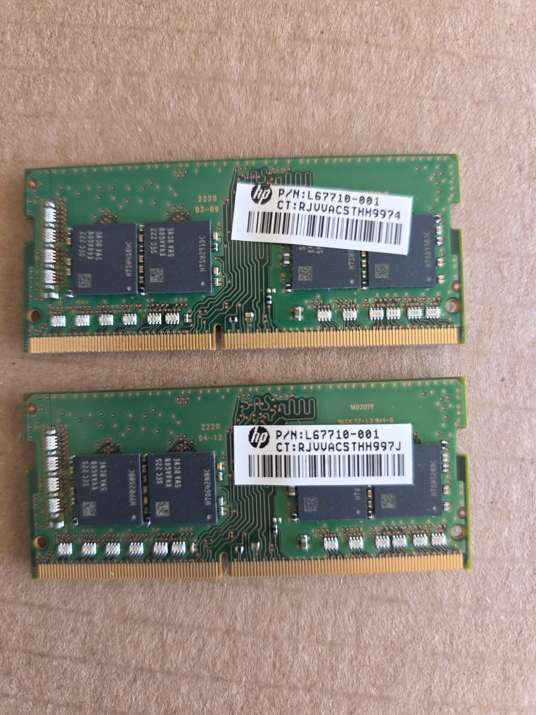 32GB Samsung (2 x 16GB) PC4- 3200AA 1Rx8 SODIMM Laptop RAM. M471A2G43AB2-CWE