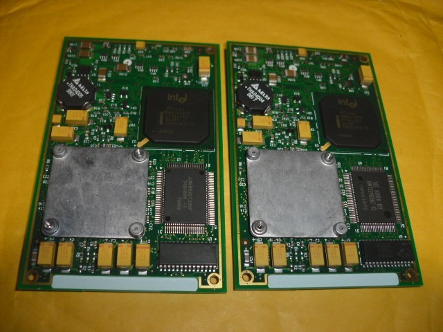 Lot of 2 Intel Pentium II 233Mhz CPU module PMC23305001AA for Laptop.