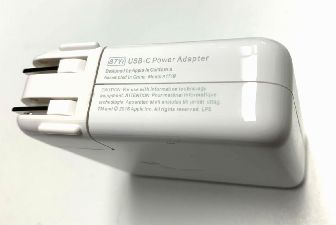USED Genuine Apple 87W USB-C Power Adapter for McBook Pro Model A1719