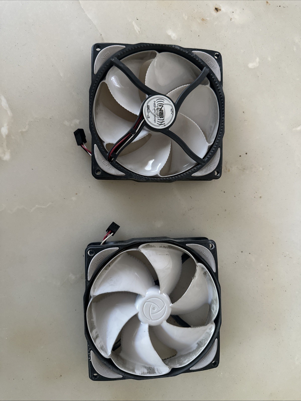 NOISEBLOCKER NB-eLoop Fan B12- 3 2 Used Fans