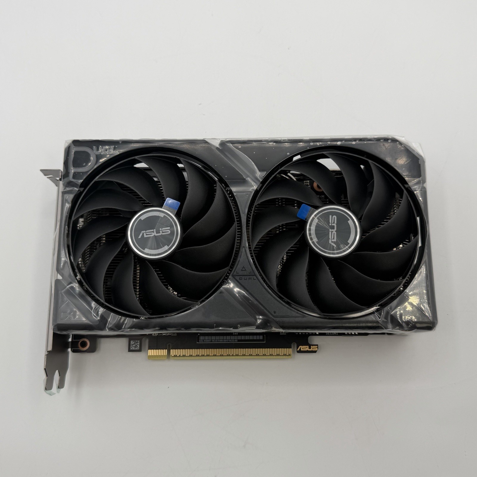 ASUS Dual Radeon RX 9060 XT 16GB GDDR6 PCI Express 5.0 x16 ATX Graphics Card