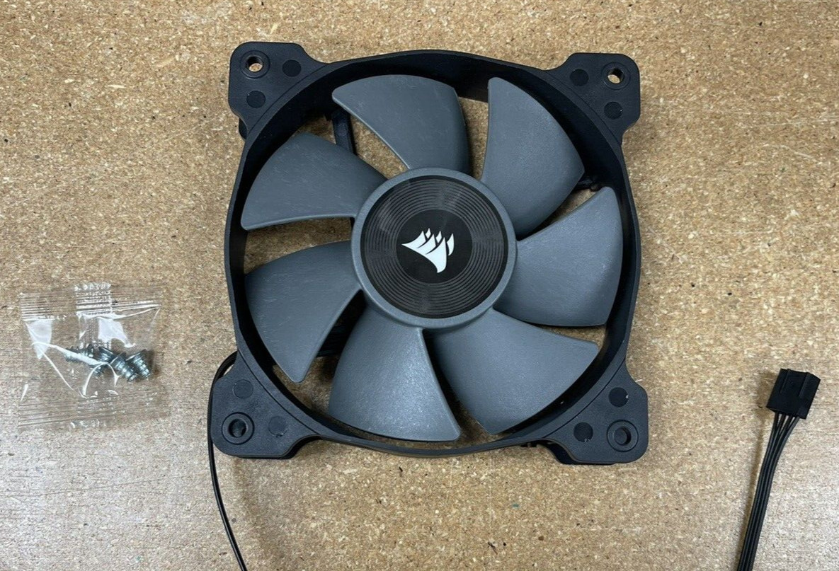 Corsair Case Fan Grey 2300RPM 4PIN PWM 120mm (31-003606) 120mm