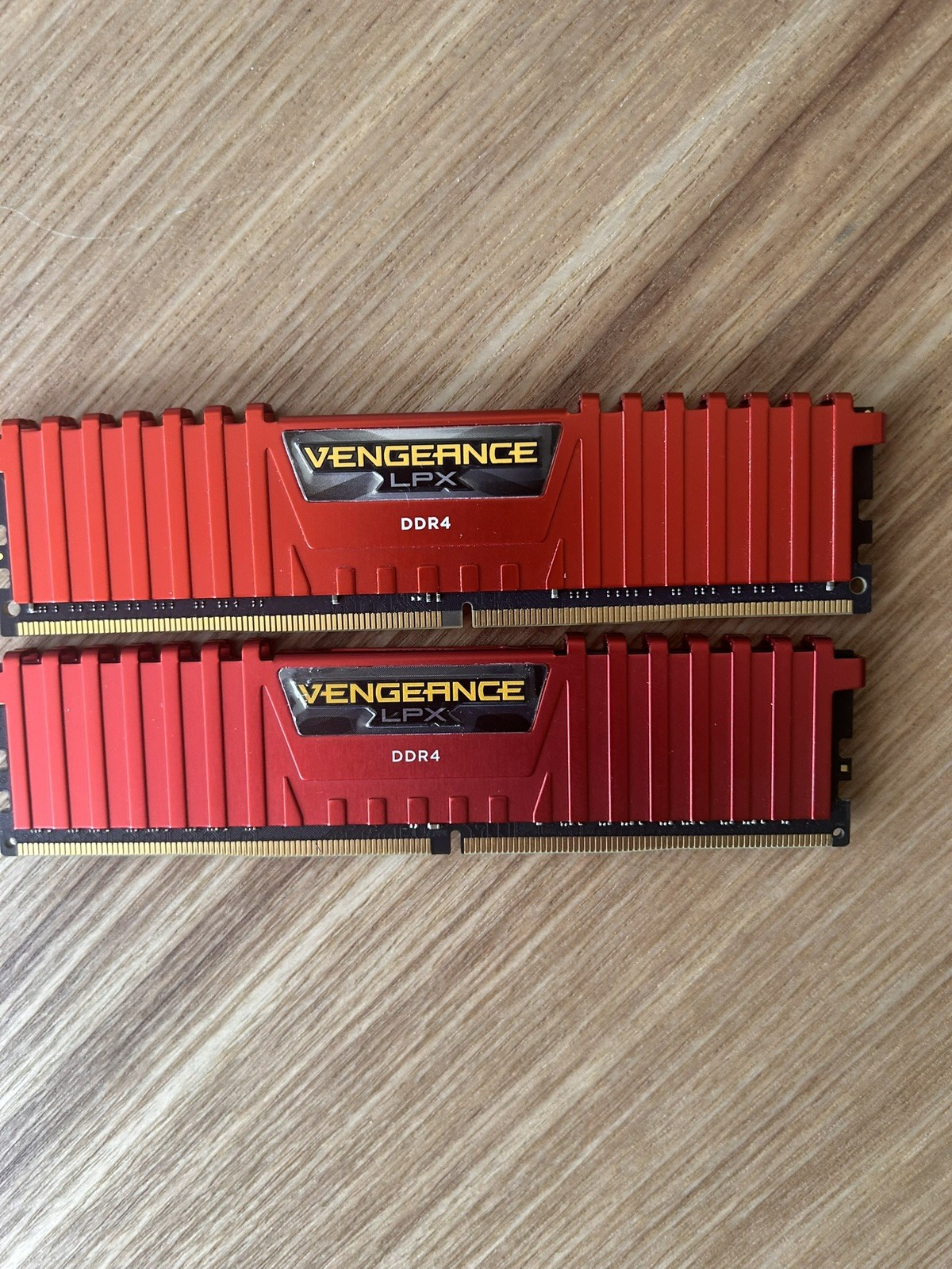 CORSAIR VENGEANCE LPX CMK8GX4M1A2666C16R DDR4 8GB 2×8GB 2666 MHz 16-18-18-35