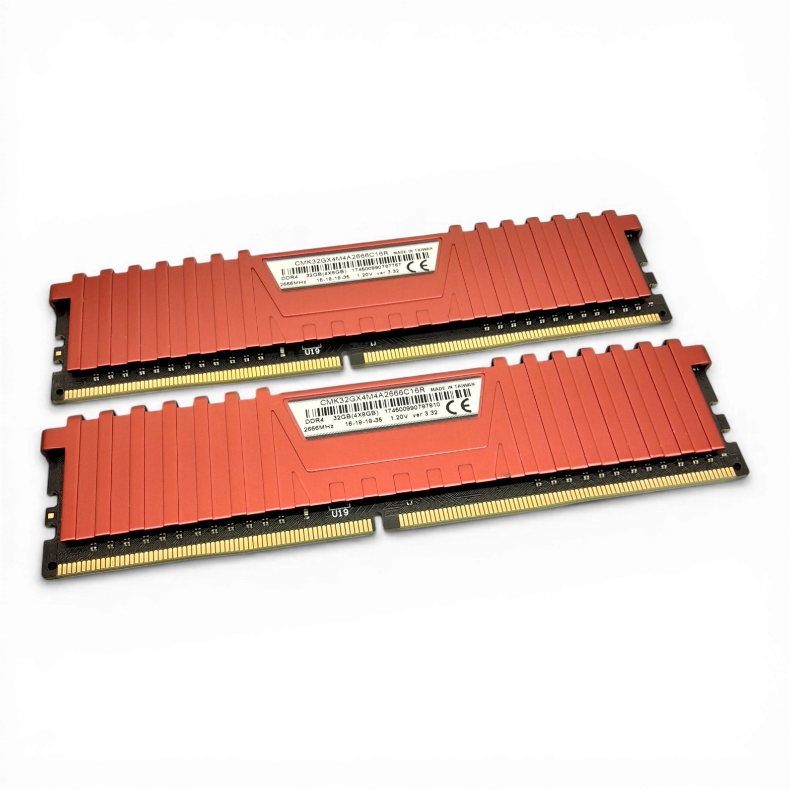 Lot of 2 Corsair Vengeance LPX 8GB DDR4 2666MHz C16 Memory CMK32GX4M4A2666C16R