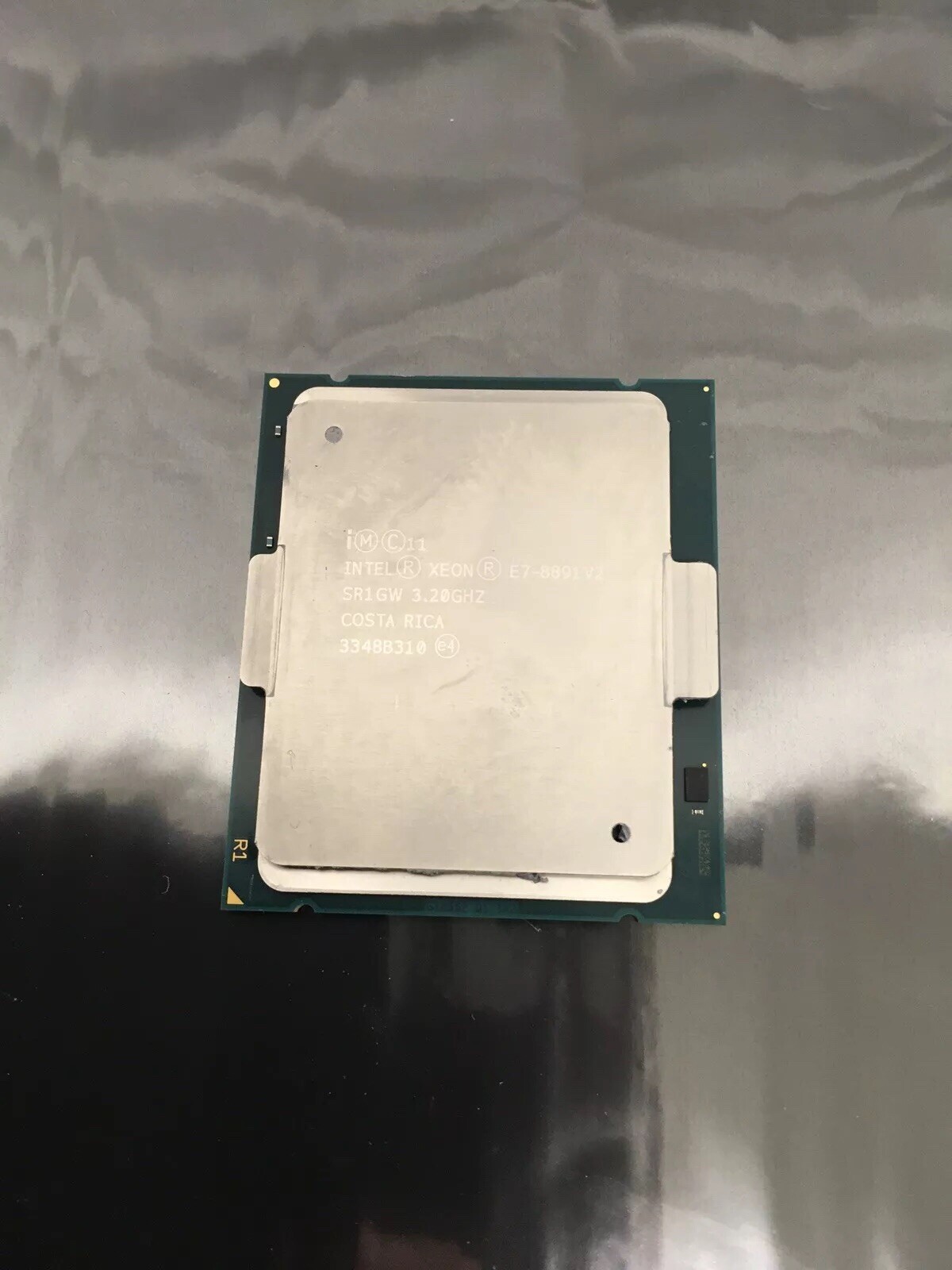 Intel Xeon Processor E7-8891 v2 10-Core CPU @ 3.20GHz SR1GW 37.5MB Cache