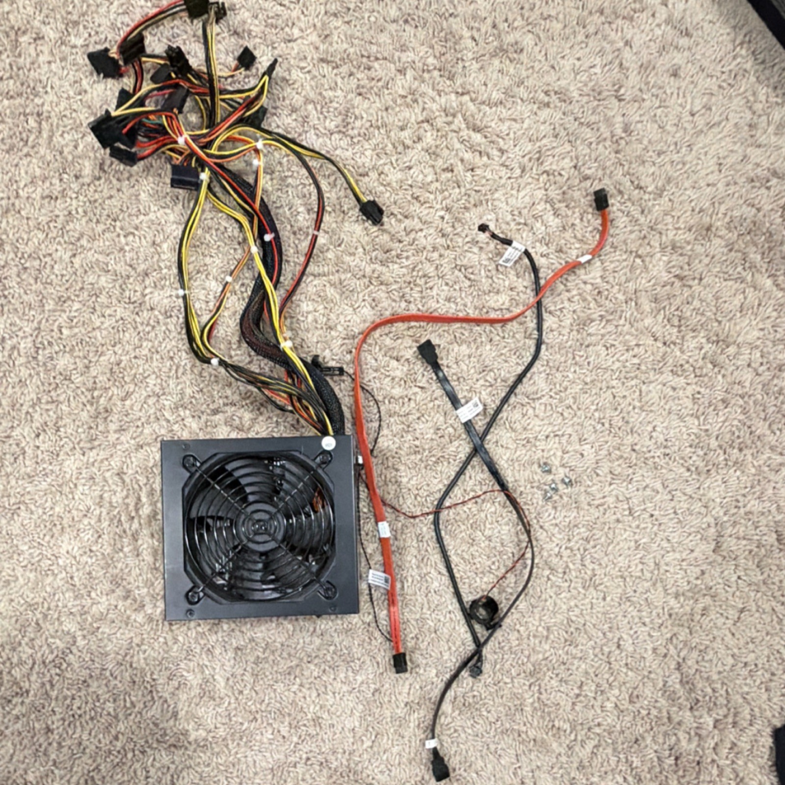 ATX Power Supply Black 24 Pin SATA Molex PCIe 1 Fan w/ Cables Screws