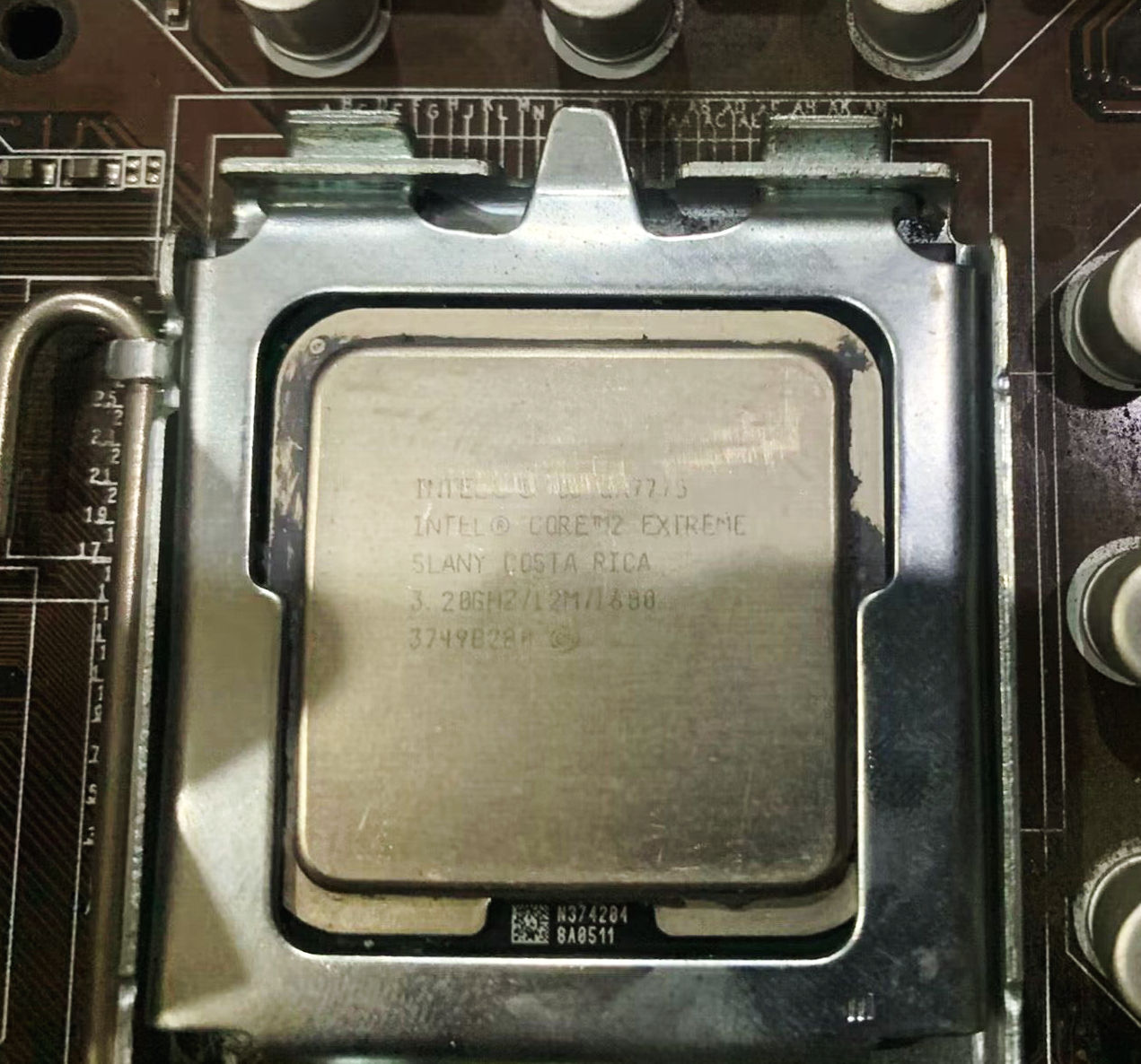 Intel Core 2 Extreme QX9775 SLANY 3.2 GHz 12M 1600MHZ LGA 771 Desktop Prozessor