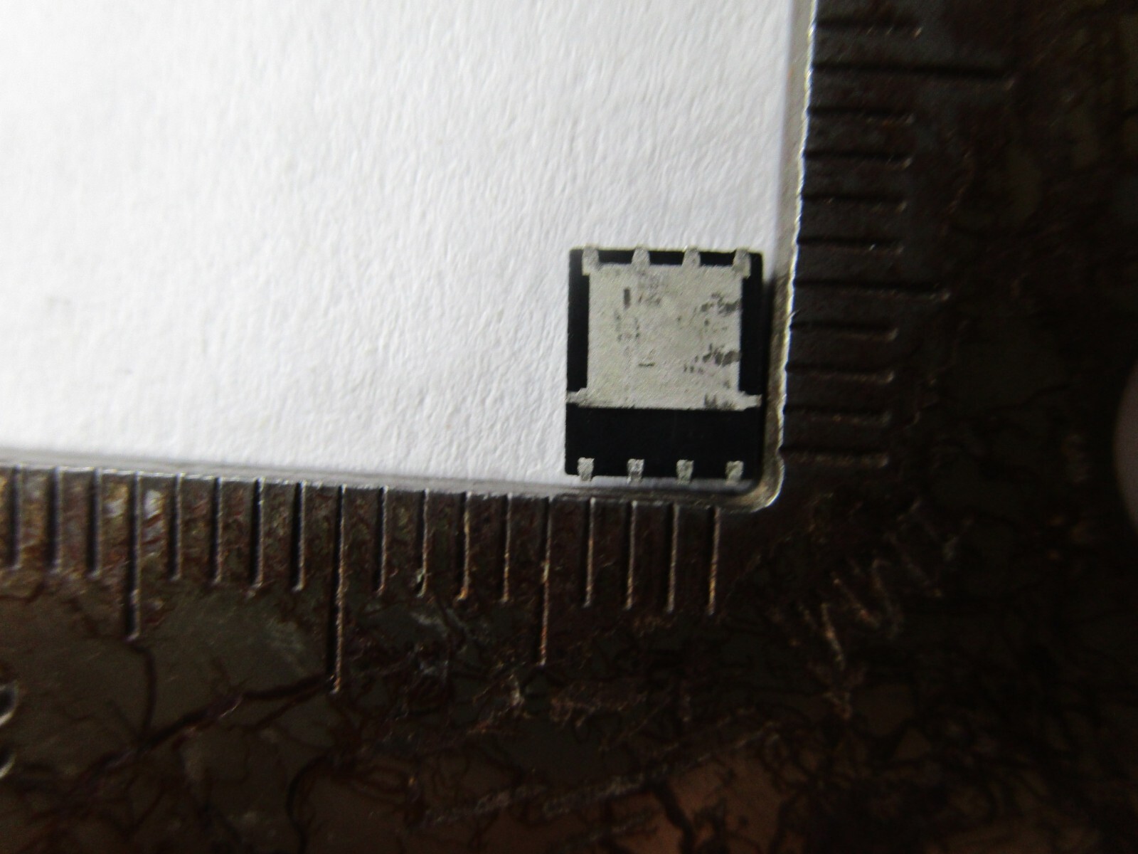 10pcs DC4B01R DC48O1R DC480IR P DC4801R PDC4801R PDFN5x6-8 IC Chips