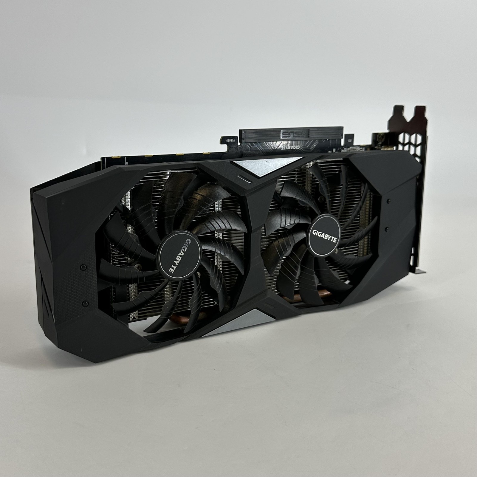 GIGABYTE Windforce OC GeForce GTX 1660 Ti 6GB – Graphics Card – Very Good