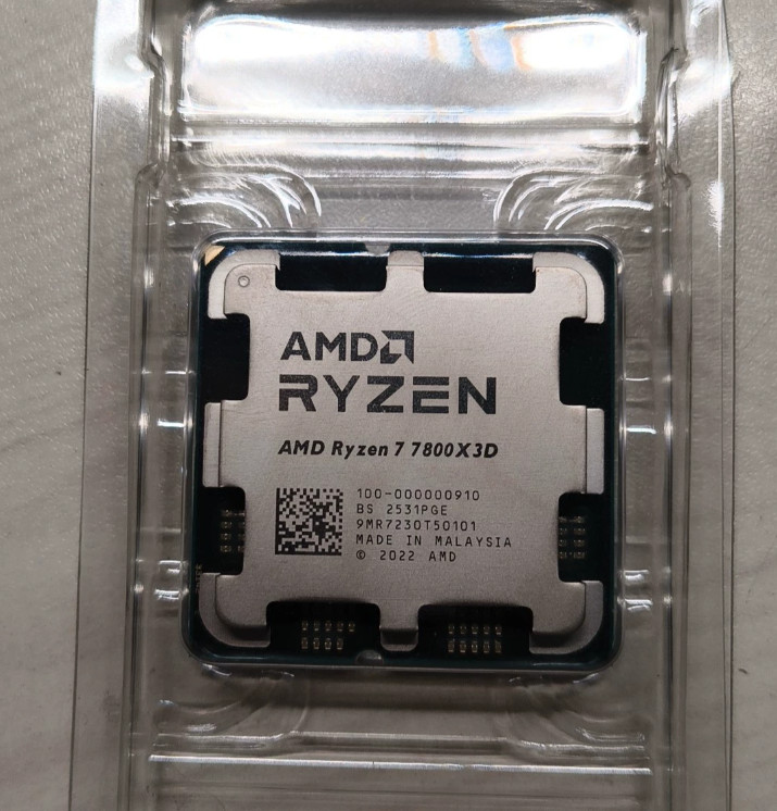 AMD Ryzen 7 7800X3D 8-Core 16-Thread 4.2/5.0GHz AM5 Zen4 3D V-Cache CPU