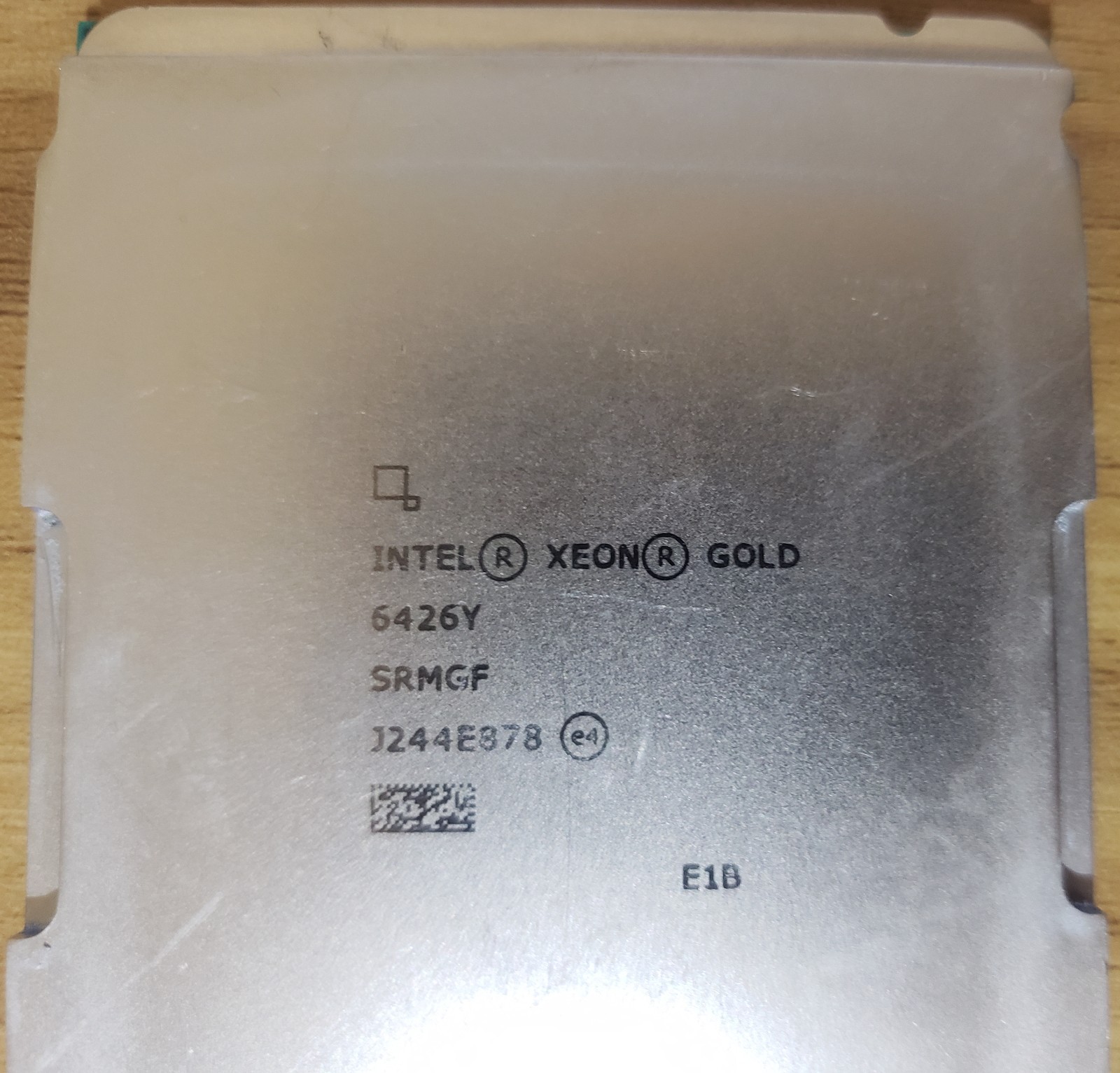 Intel Xeon Gold 6426Y QS 16-core 32-thread SRGMF 2.50Ghz 37.5MB CPU processor